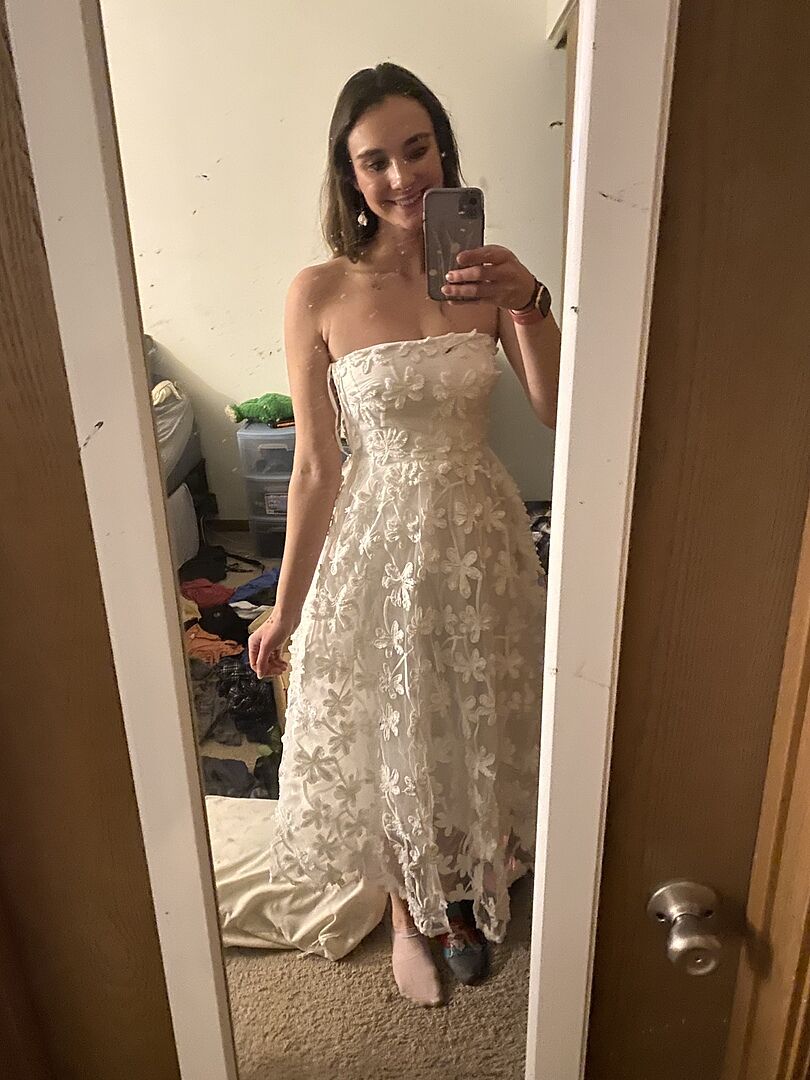 Dori Floral Embellished Midi Dress White Selfie Leslie
