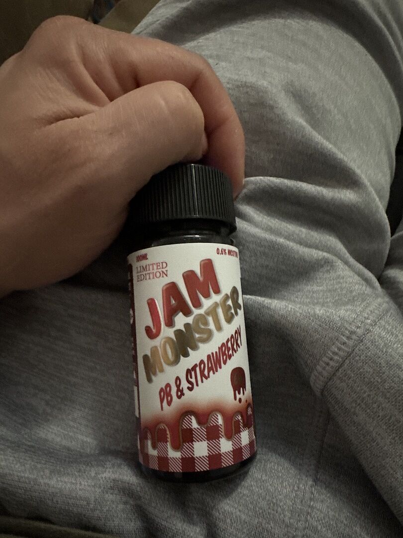 elf bar vape uk Peanut Butter & Jelly Bliss vape juice main image 0