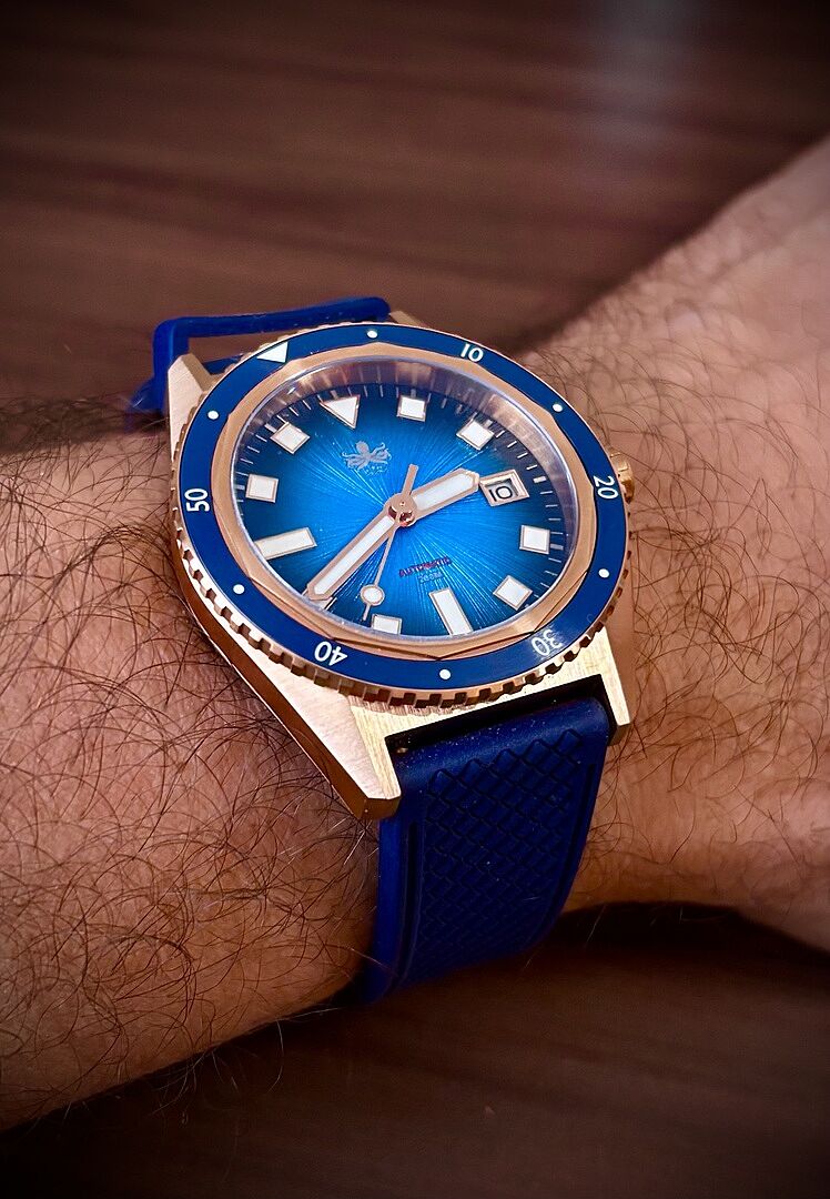 PHOIBOS Argo Bronze 200M Automatic Diver Watch PY057B Spiral