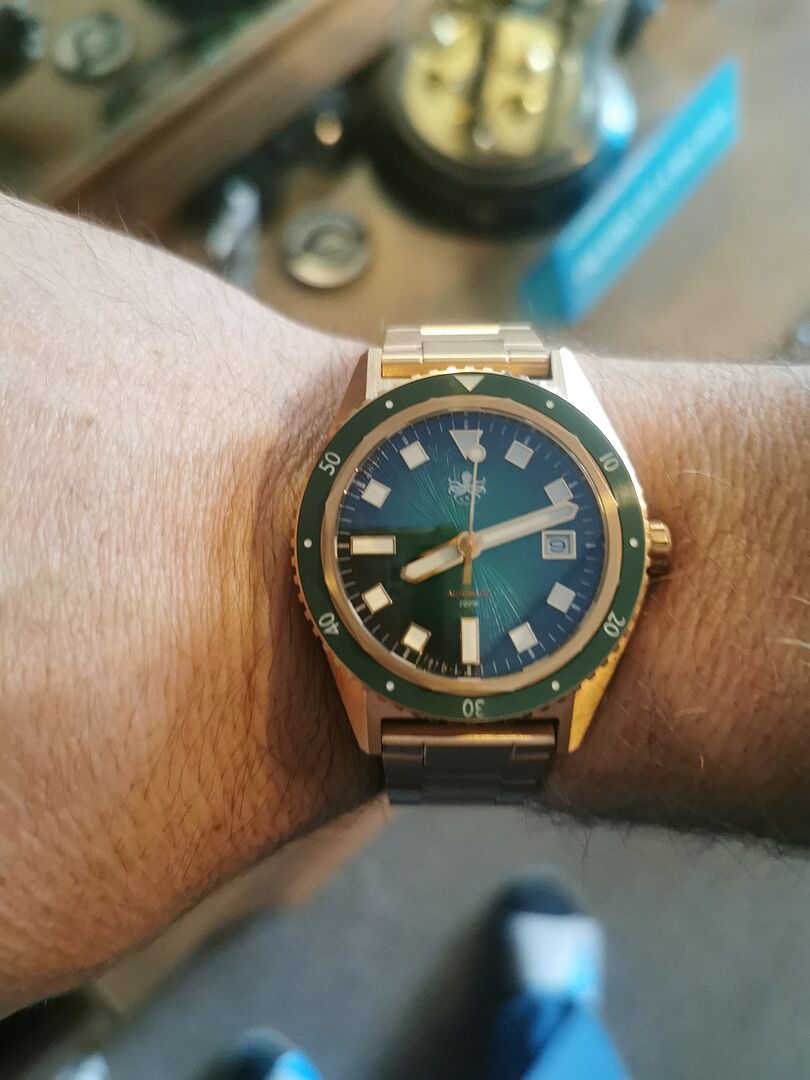 PHOIBOS Argo Bronze 200M Automatic Diver Watch PY057A Spiral