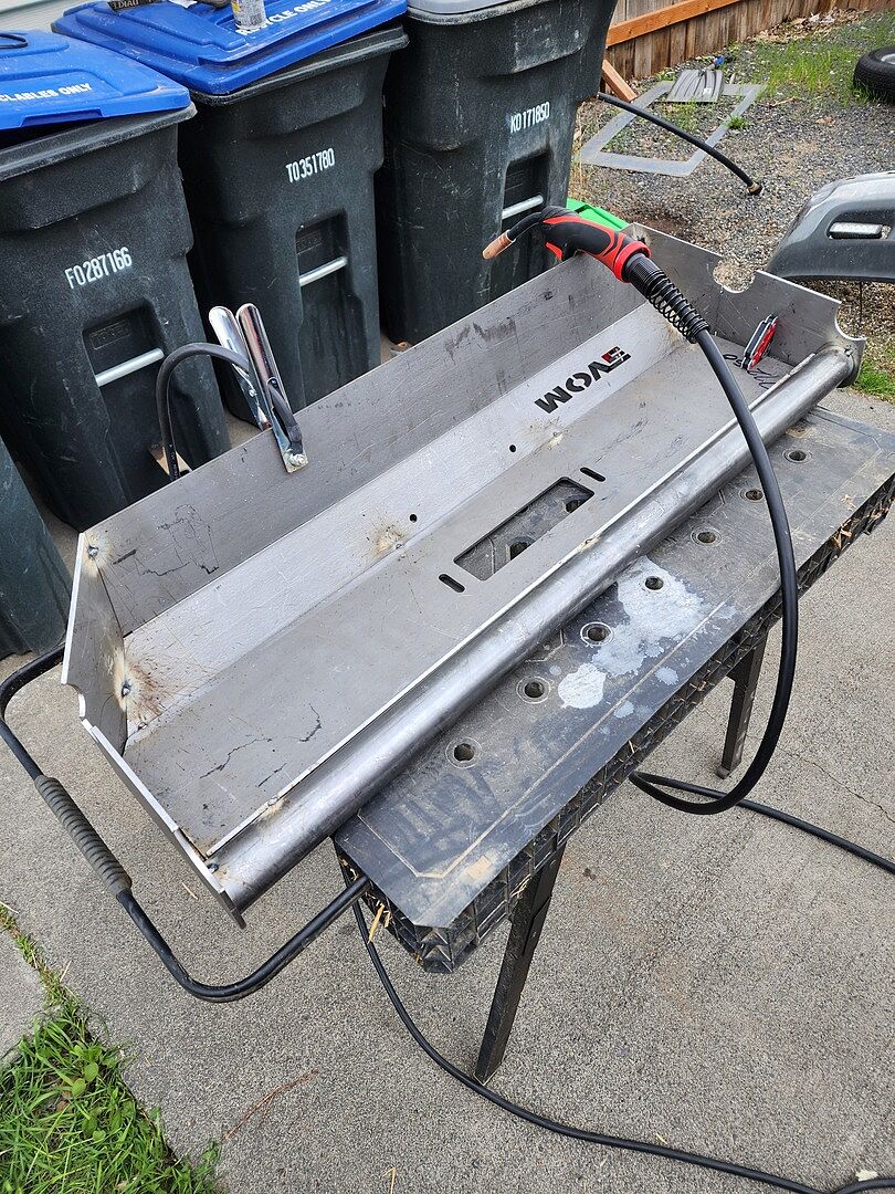 Embark Front Bumper Kit installed on CHEVY Silverado 1500 2001