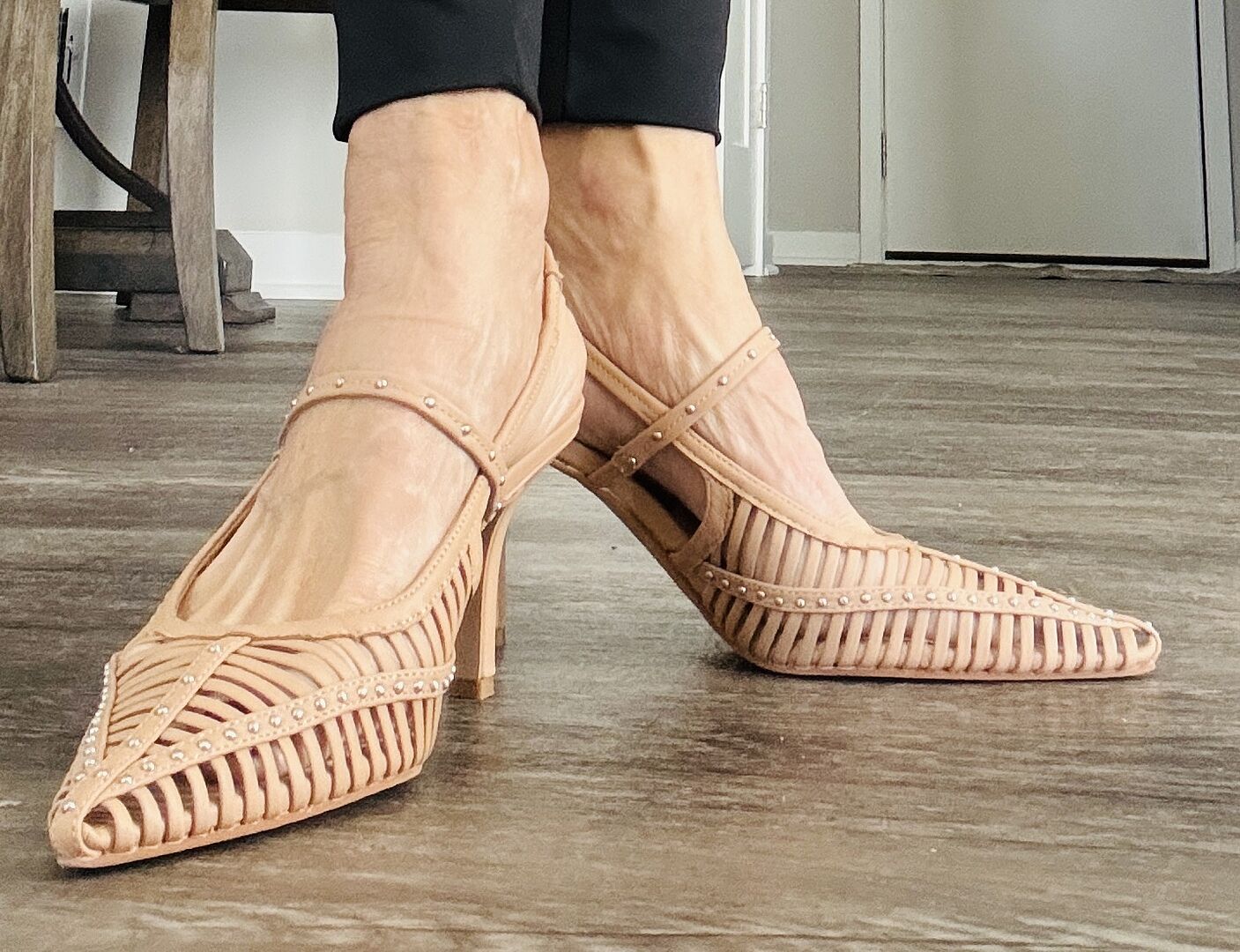 HENSAL HEELS SADDLE LEATHER – Dolce Vita