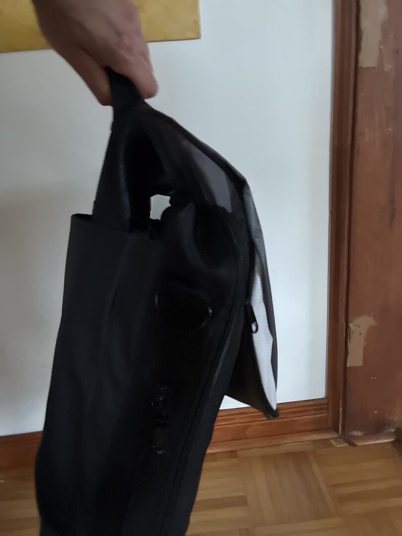 Sac inutilisable avec la poignée