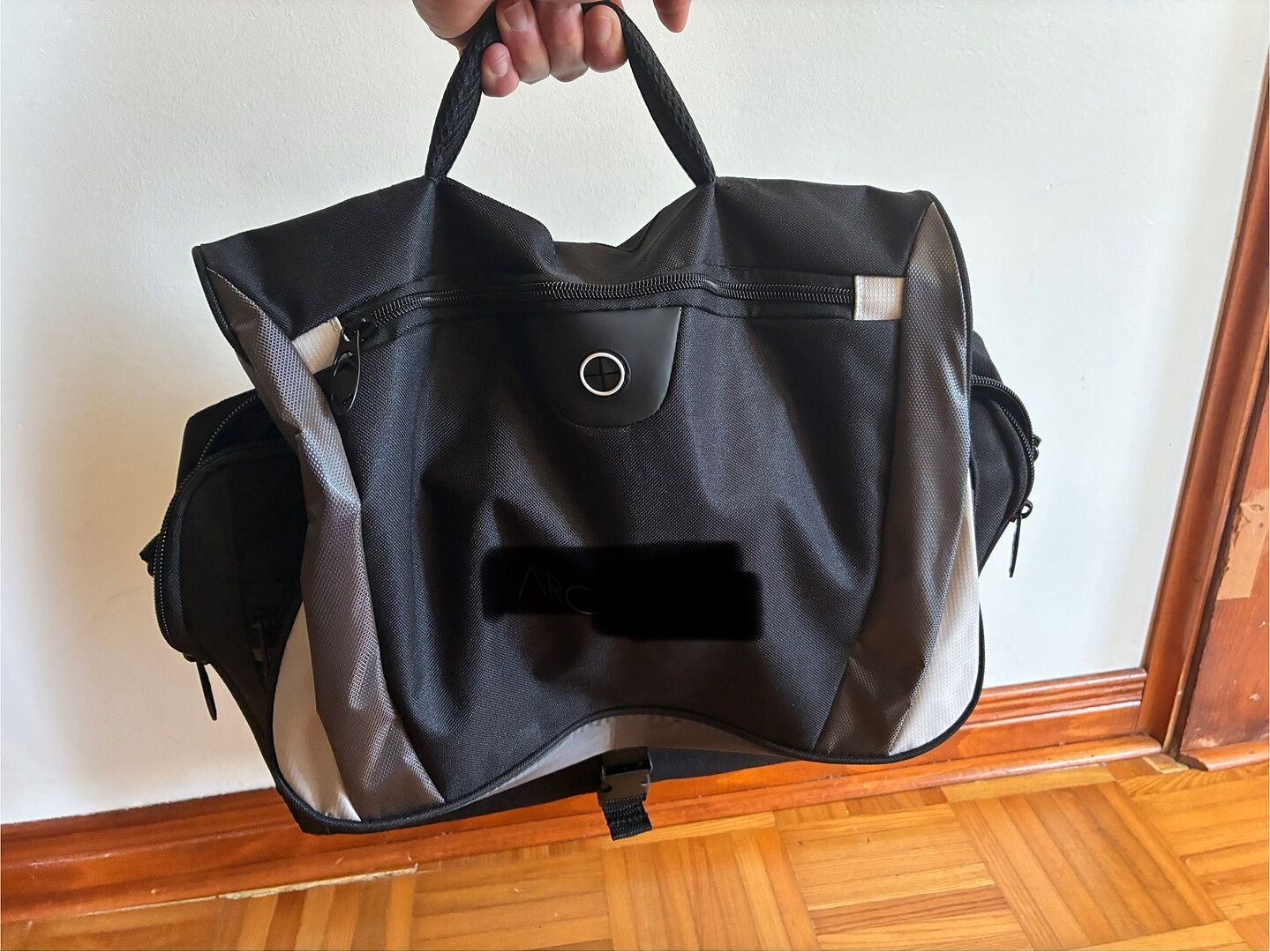 Sac inutilisable avec la poignée