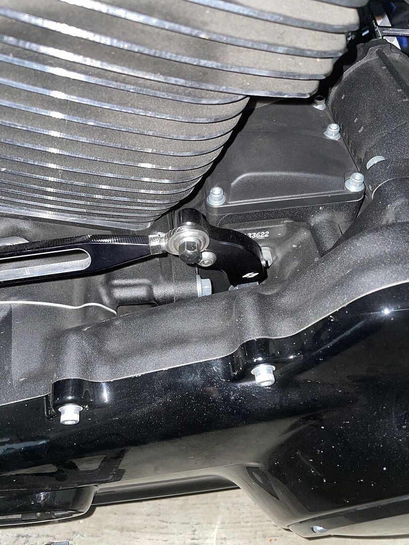 パーツ KRAUS EZSHIFT Kraus EZ Shift for Harley M8 - UN-FC-80 - Get Lowered Cycles