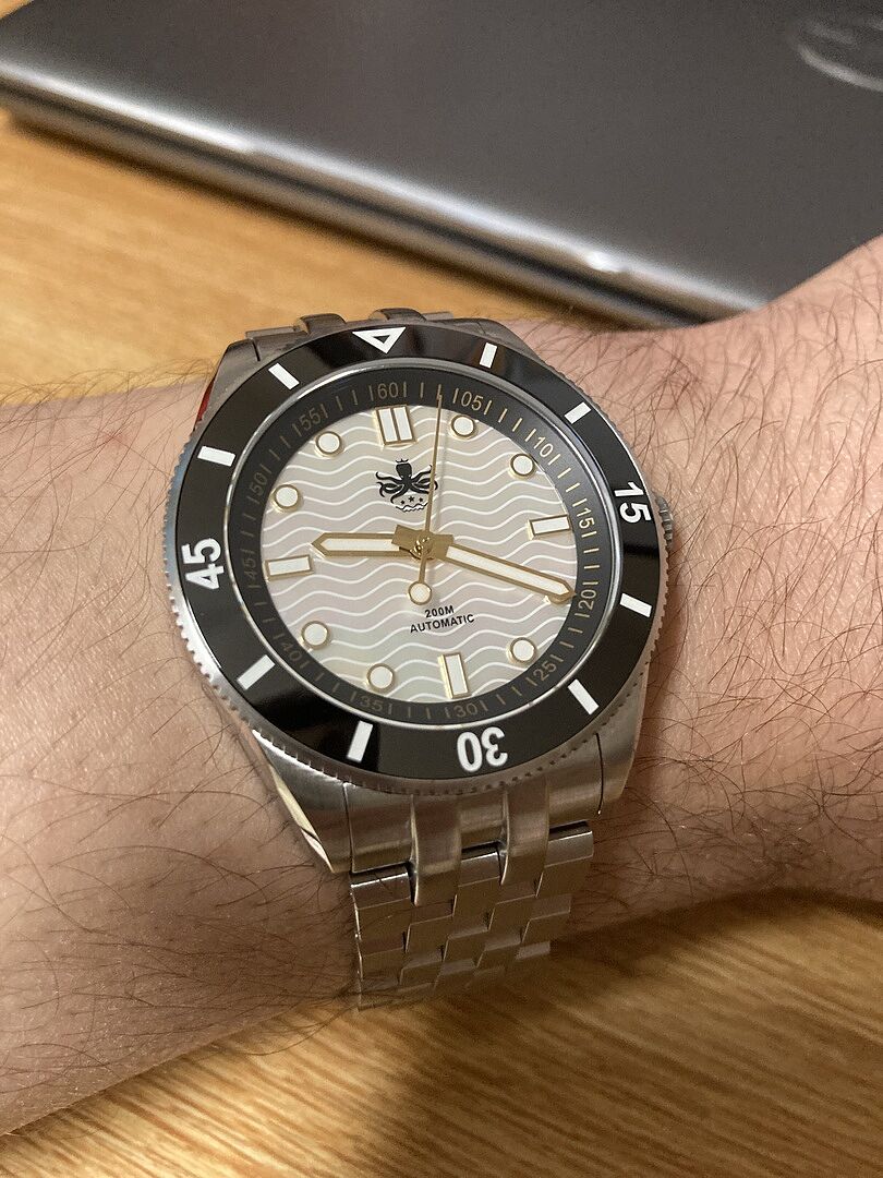 PHOIBOS WAVE MASTER 39.5MM 200M Automatic Diver Watch