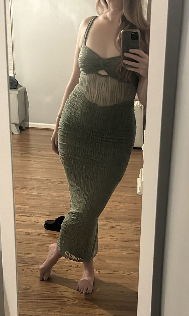 green emerald velvet dress Loide Fern Green Midi Dress – Maison Safiyaa USA main image 0