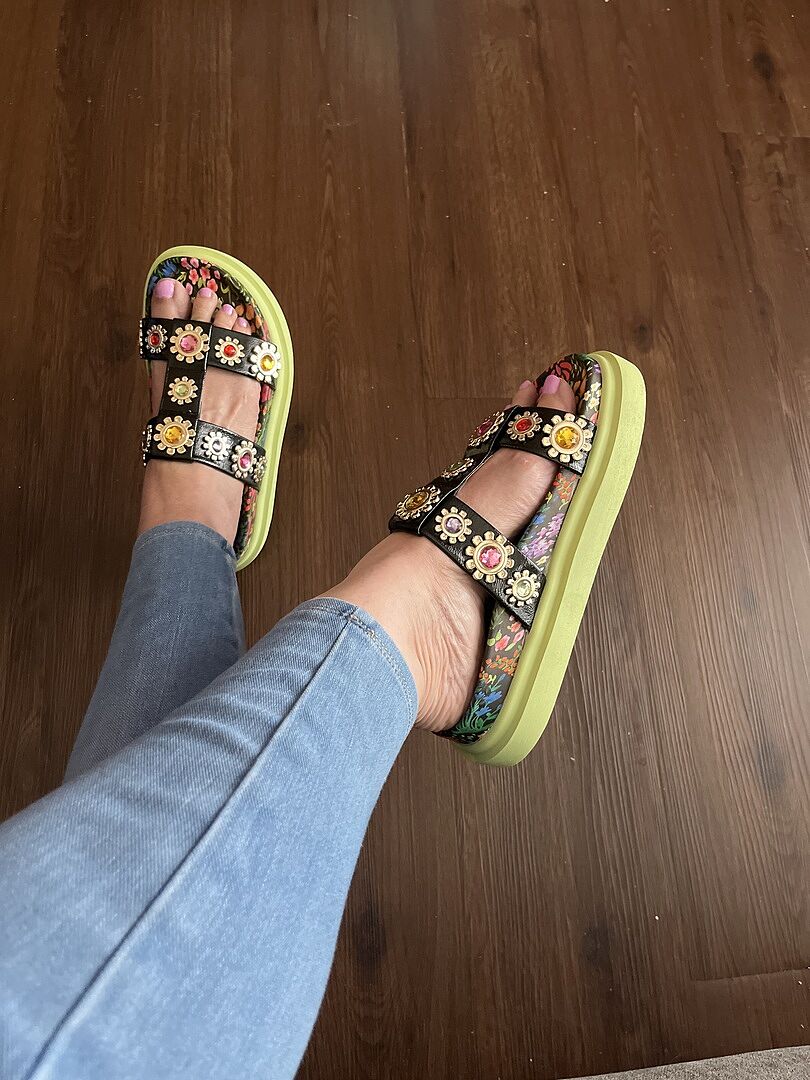 [SAEL!!] ★Betsey Johnson Madoxx★ サンダル MADOXX DITSY FLORAL Flatform Slide Sandal | Women's Sandals