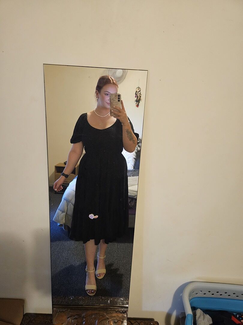 Peri Midi Dress in Purple Blooms photo review