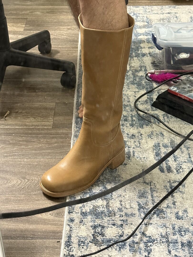 【Steve Madden】関税なし♪RIGGS ロングブーツ RIGGS Banana Leather Square-Toe Women's Boot – Steve Madden