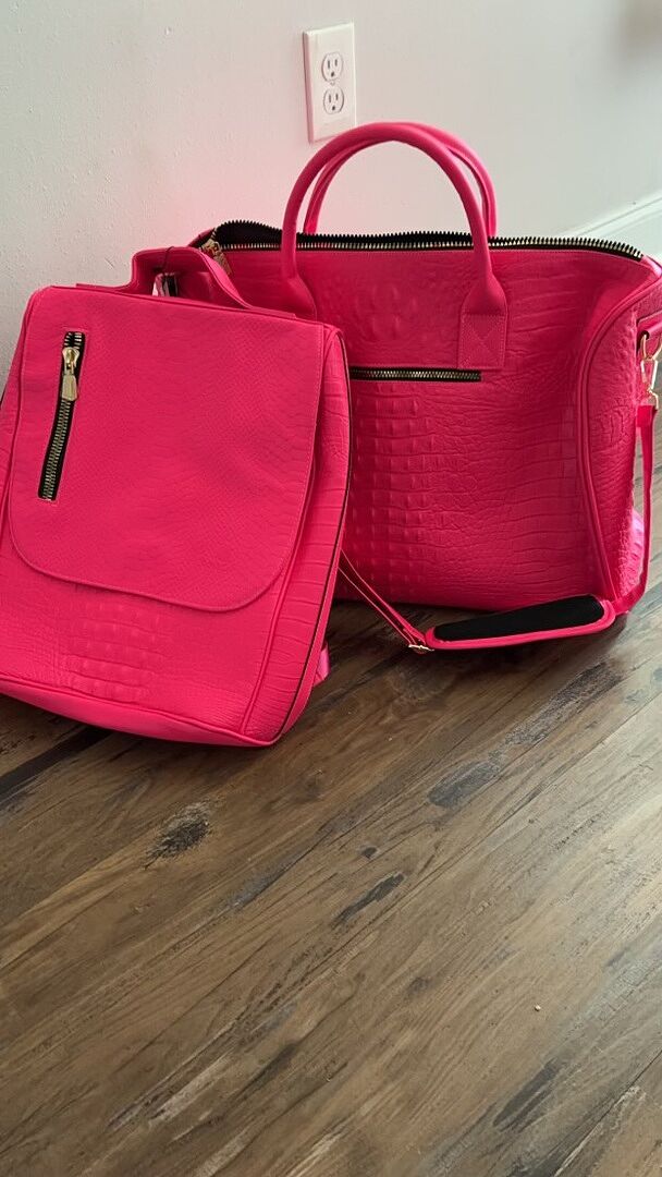 Statement Weekender Backpack in Neon Pink – Tote&Carry