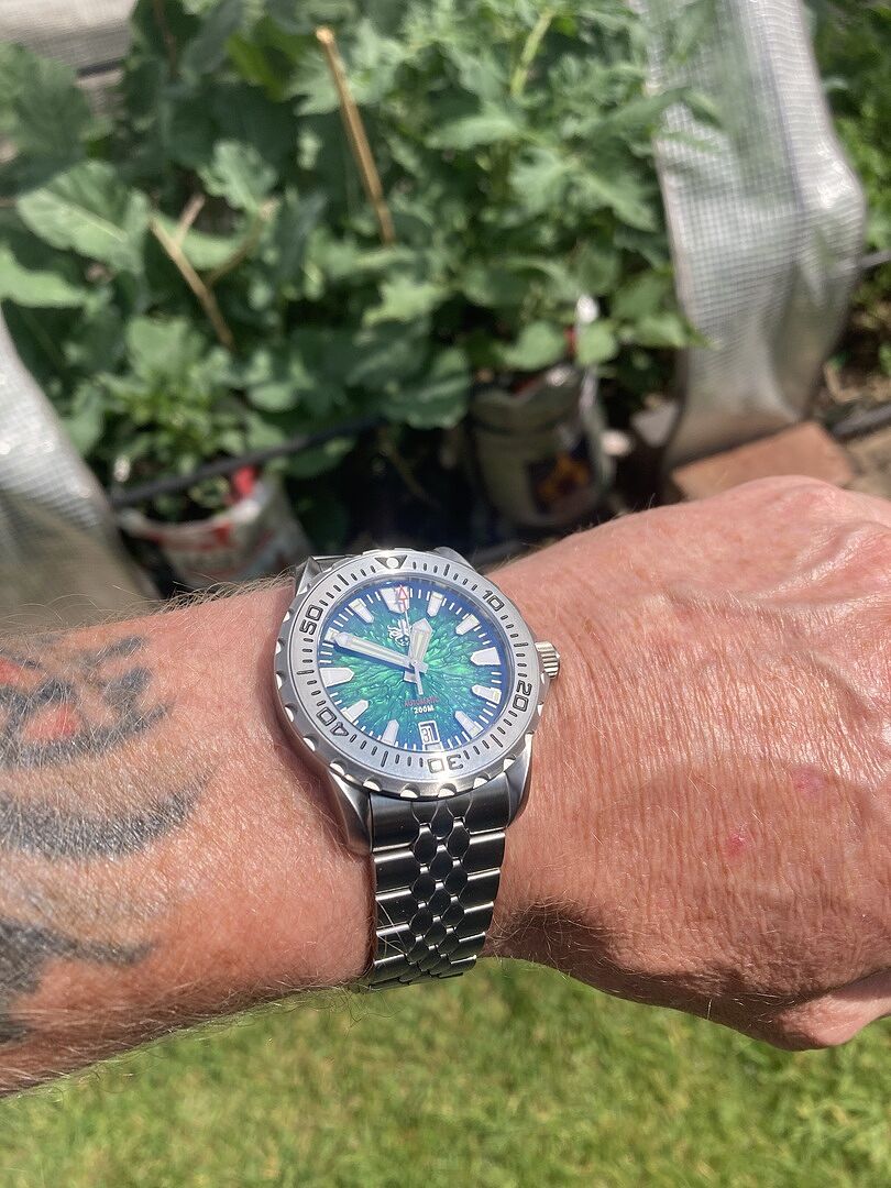 PHOIBOS KRAKEN 200M Automatic Diver Watch PY059A Tropic Green