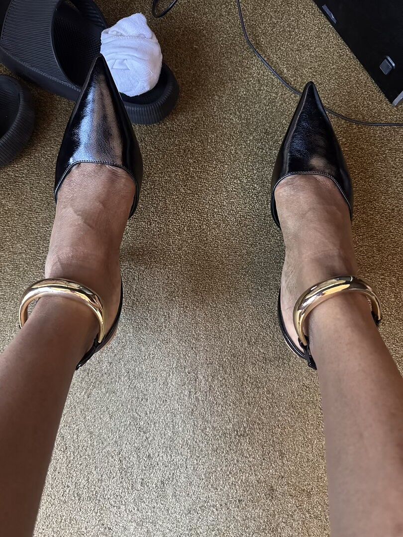 AVENUE Black Pointed-Toe Pump Heel | Women's Heels – Steve