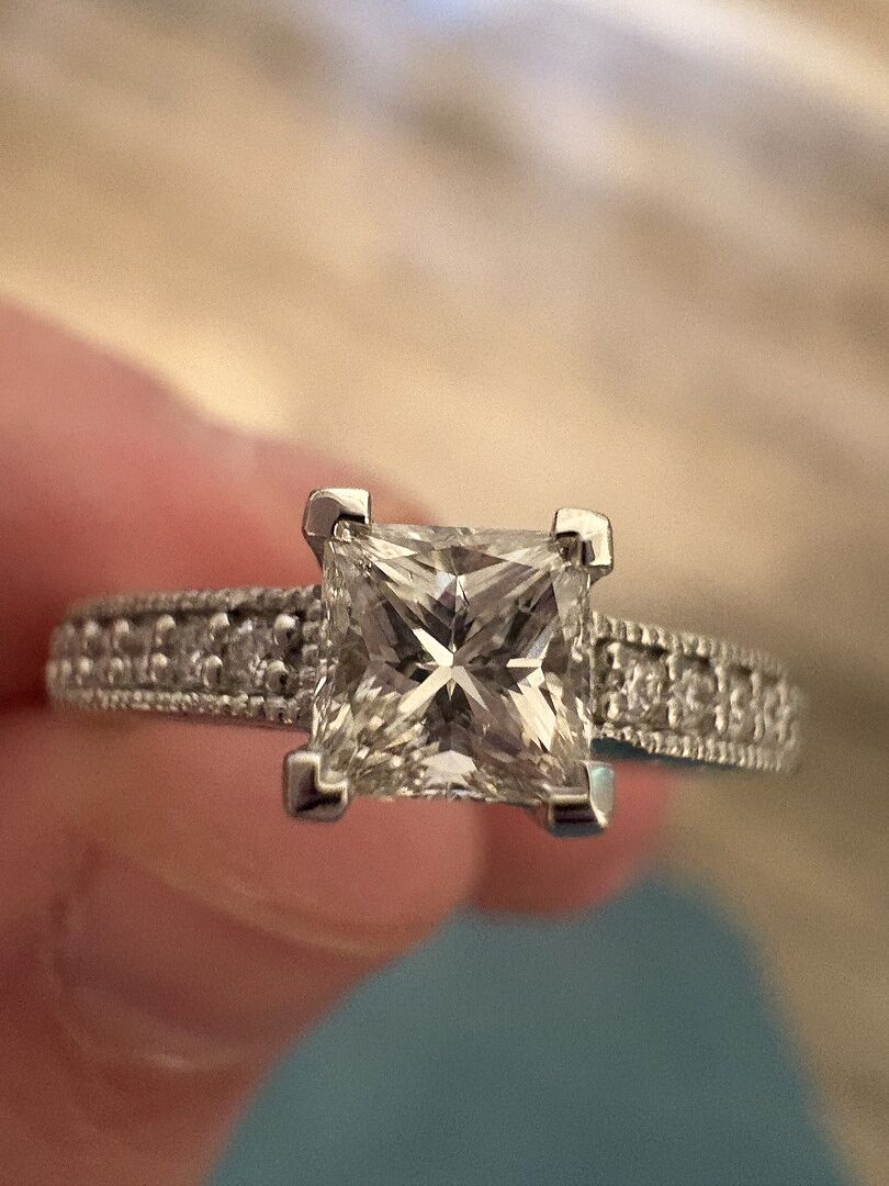 Best engagement ring!!!!