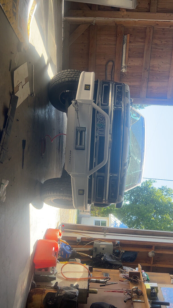Embark Front Bumper Kit installed on CHEVY K1500 98