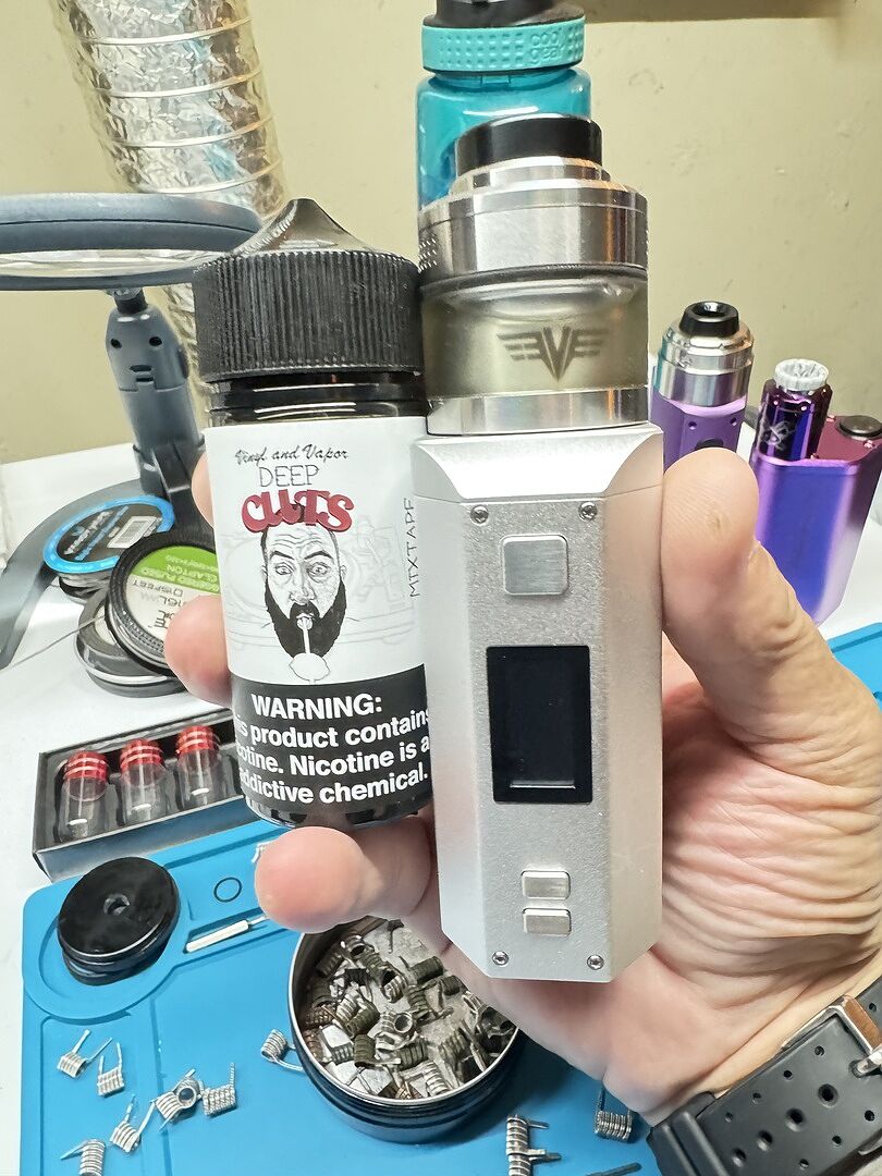 Vaperz Cloud Valkyrie XL 40mm RTA - $84.99 Vaperz Cloud Valkyrie XL 40mm RTA - $84.99