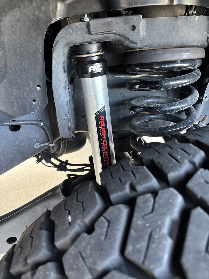 V2 Front Shocks | 0-2.5