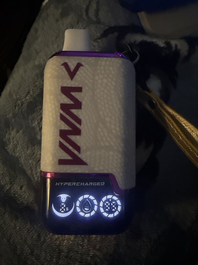 VNM Hypercharged VM25000 Disposable