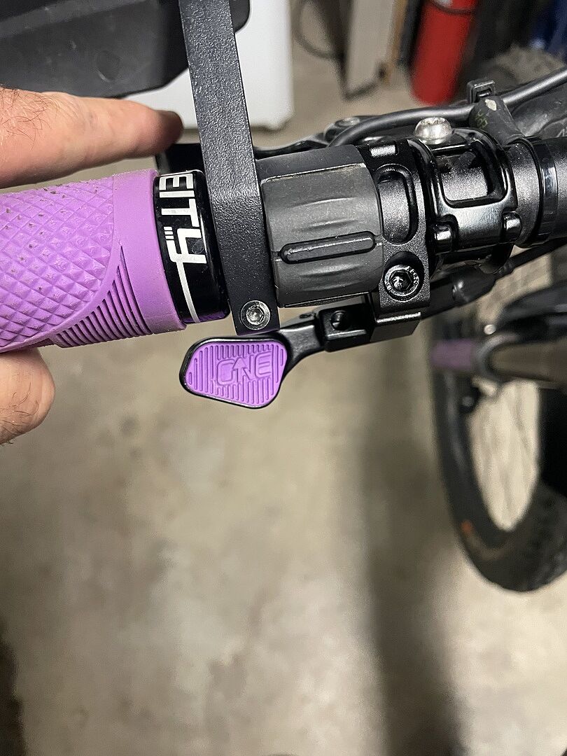 OneUp Components V3 Dropper Post Remote - MTB Controls