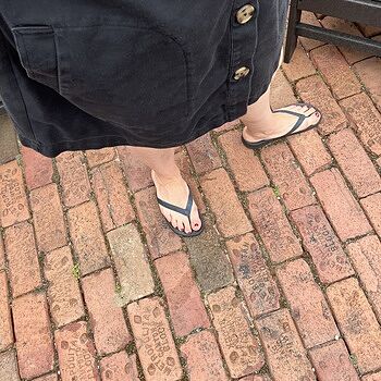 These Paolo Wanderfoam flip flops