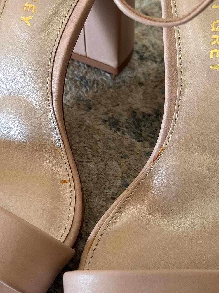 Review image from Kaya