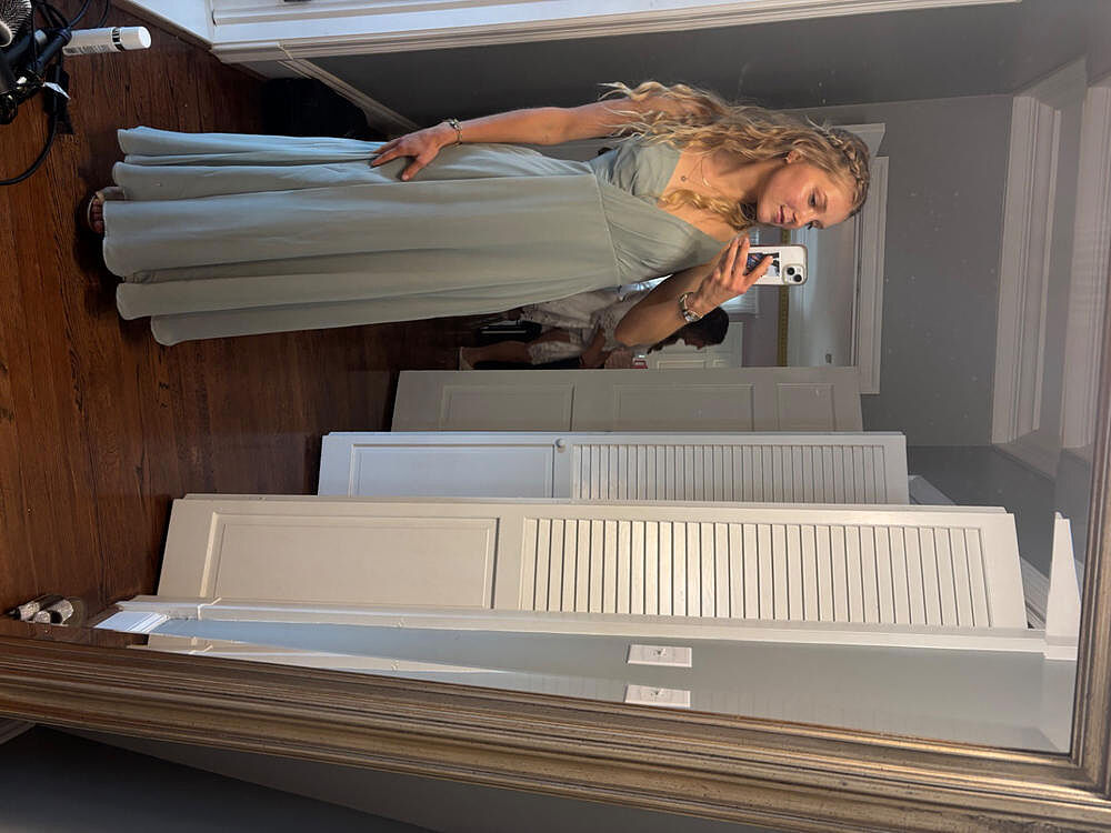 Review image from Livia C.