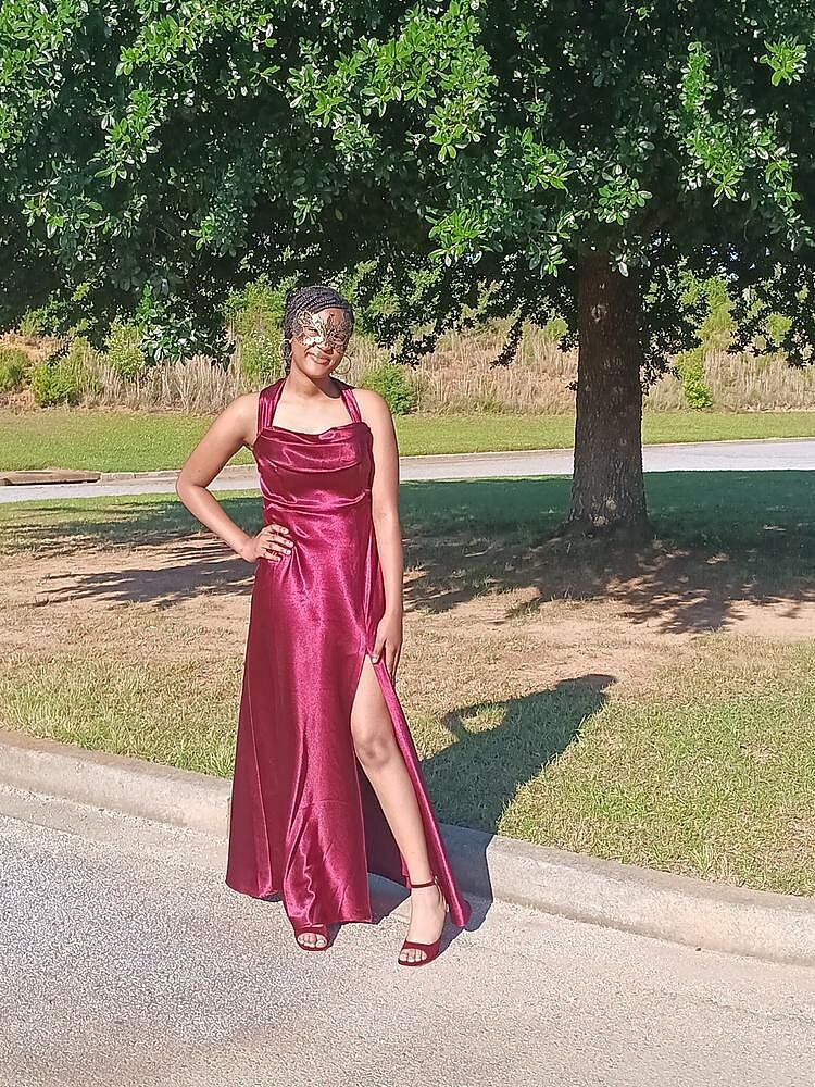 Review image from Latoya S.