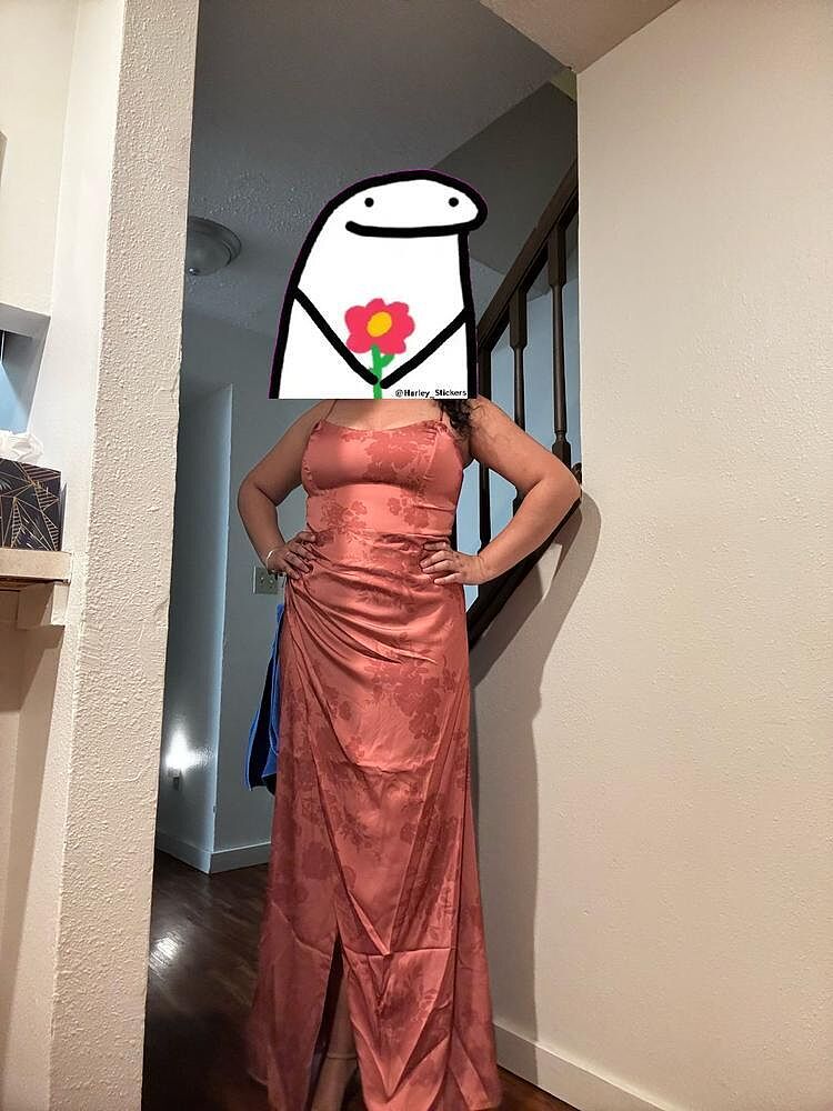 Review image from Taina