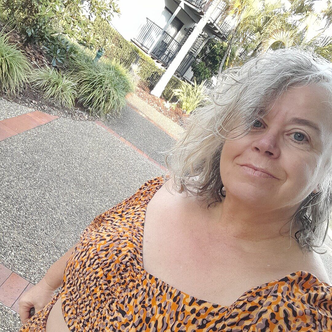 Pippa Cut Out Dress in Corazon photo review