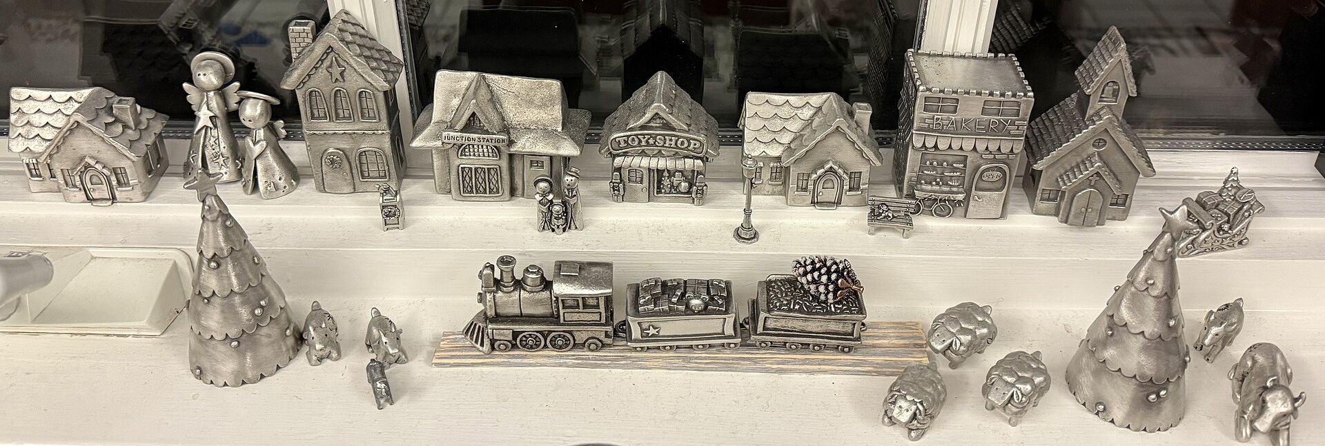 Bakery Winter Wonderland Village add-on customer photo