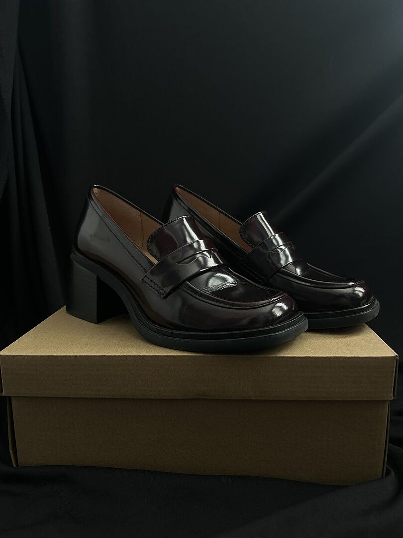 BAXTER Bone Leather Women's Block Heel Loafer – Steve Madden BAXTER Bone Leather Women's Block Heel Loafer – Steve Madden