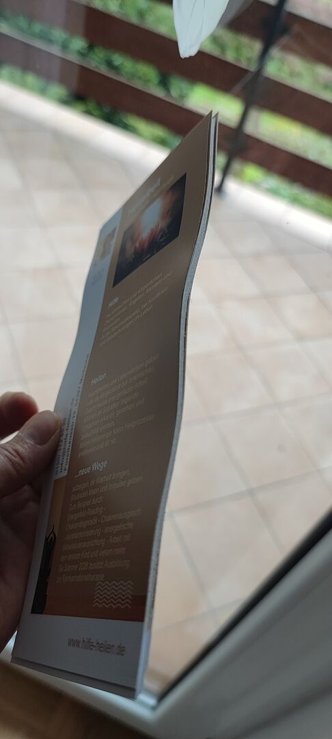 Flyer wellig