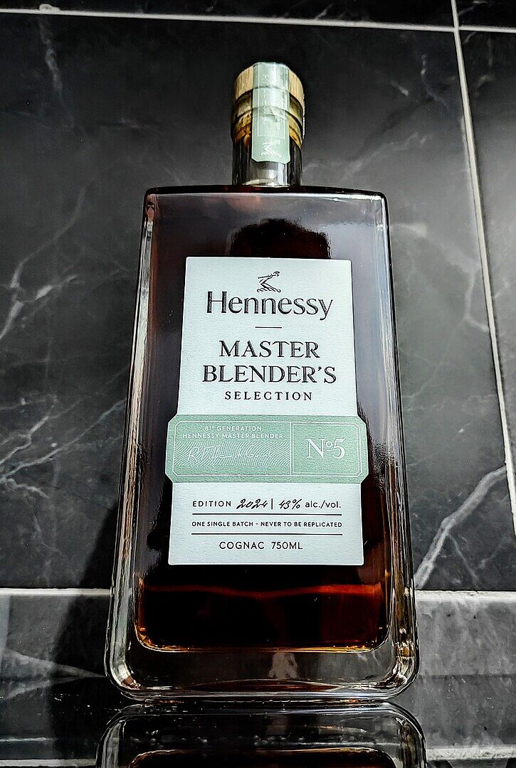 ヘネシー マスターブレンダーセレクション NO5 500ML Master Blender Selection N°5 - Hennessy