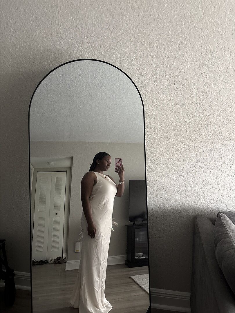 Review image from Hilary M.
