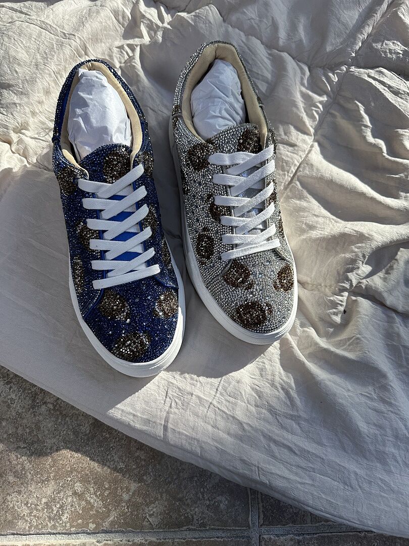 SIDNY BLACK MULTI Women's Sneaker – Betsey Johnson