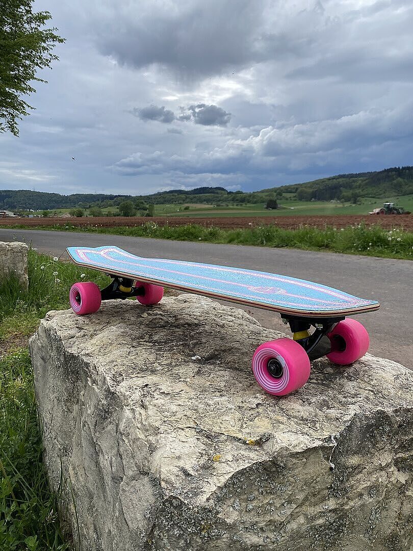 Santa Cruz UK | Prismatic Dot Shark Cruiser 8.8