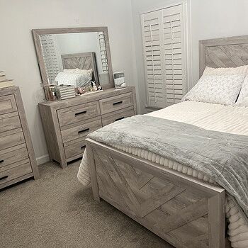 Calvin 5 Piece Full Panel Bedroom Set | Transitional | by Bob's Discount Furniture Great quality!