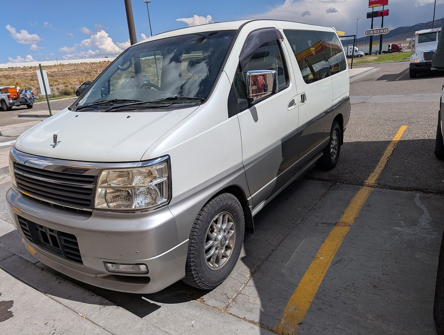 Used 2012 NISSAN ELGRAND 250 HIGHWAY STAR/DBA-TE52 for Sale