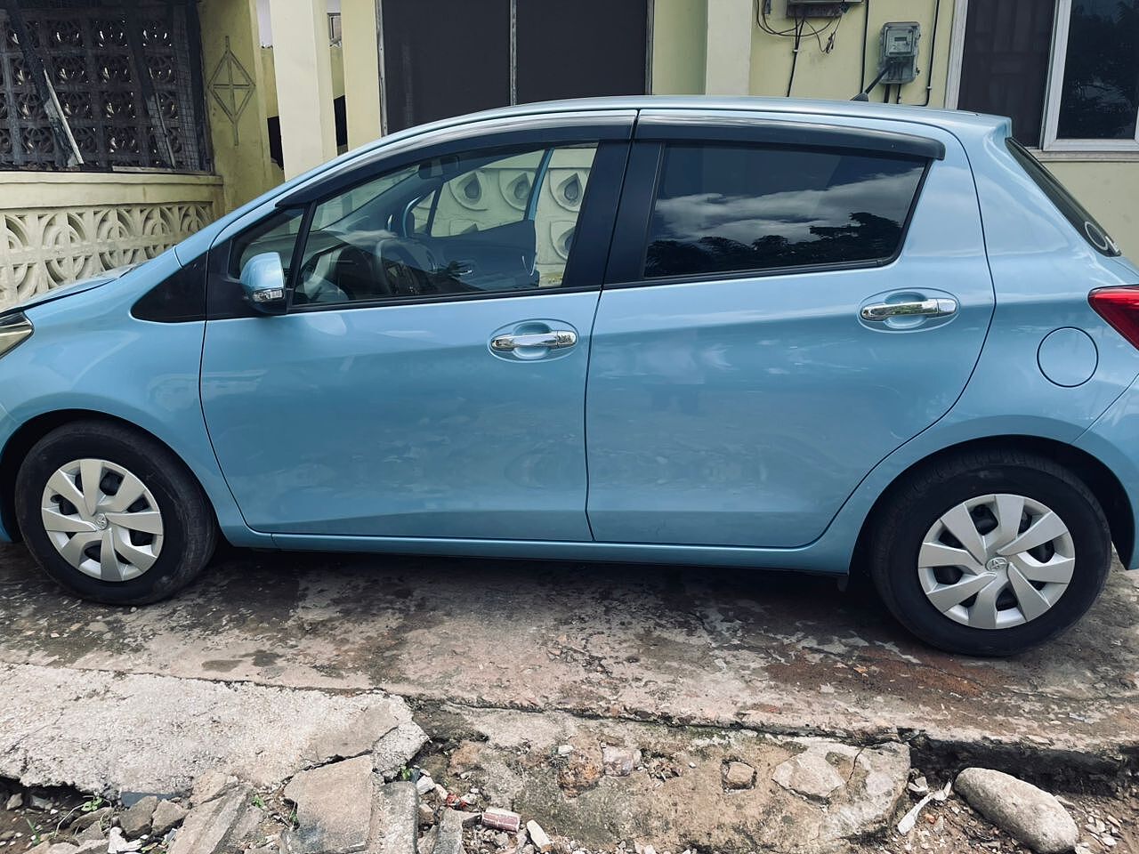 HOUSTON -メルトンワークジャケット- Best Price Used TOYOTA VITZ SCP90 for Sale - Japanese Used