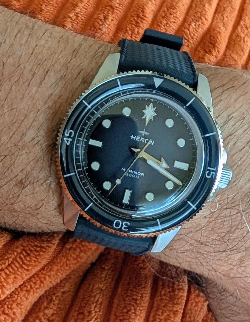 Marinor - Coral Reef | Virtually Scratch-Proof – Héron Watches Inc.