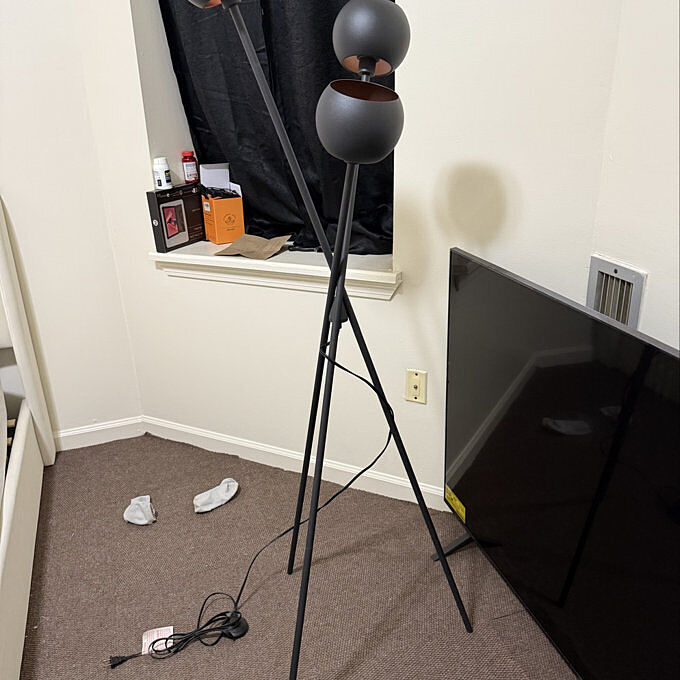 Archiology Modern Black Tripod Floor Lamp: Elevate Your Space