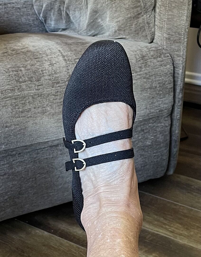 The Double Buckle Mary Jane in Black | Rothy's