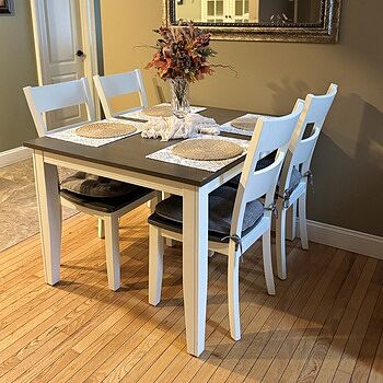 Blake 5 Piece White & Gray Extendable Dining Set Very cute!
