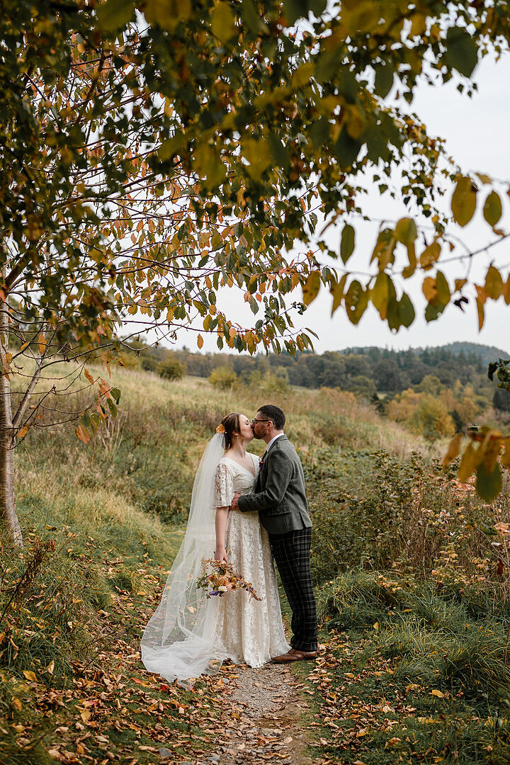 MISS R., real Britten bride