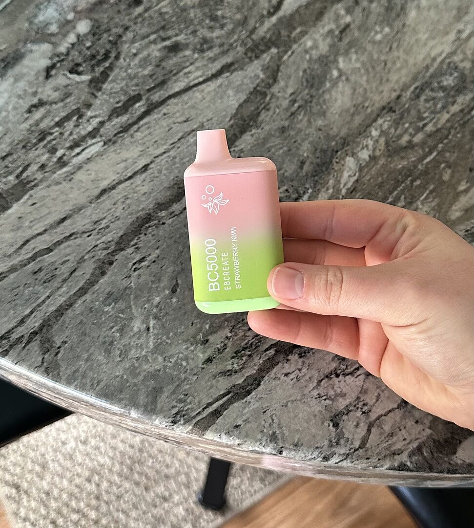 BC5000 Strawberry Kiwi Disposable Vape