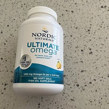 Ultimate Omega Helps skin and wellbeing