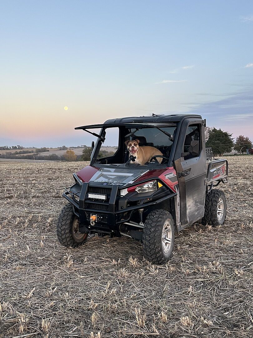 Polaris Ranger XP 570 MaxDrive Power Flip Windshield