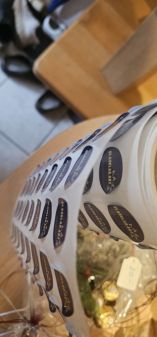 Aufkleber haftet nicht