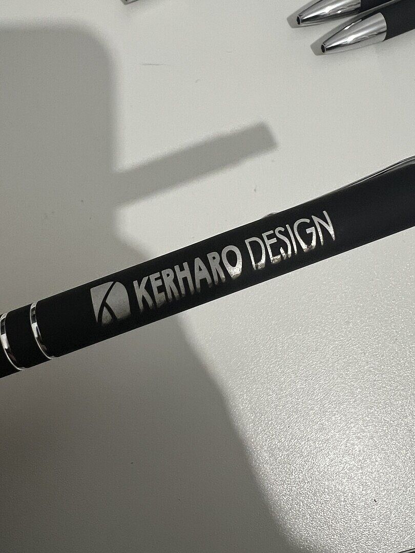 Qualité décevante : 30 stylos à refaire sur 150