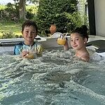 Review image by Huyen V.